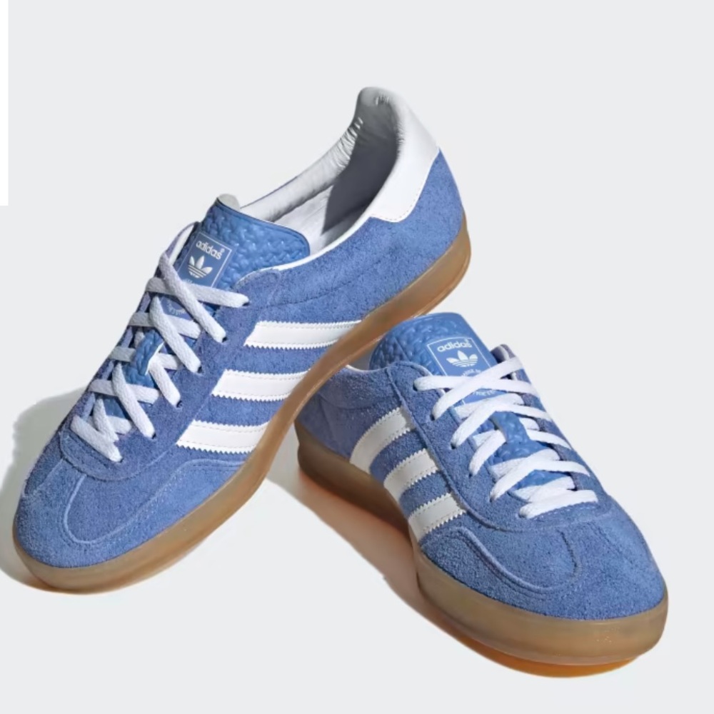 Women’s Adidas Gazelle Blue Fusion- with box
